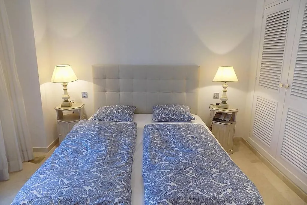 Le Village Apartment Марбелья